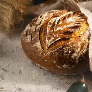 �Økologisk Cheddar og Jalapeno brød