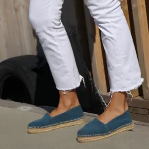 Espadrilles, blå jeans - loafers dame