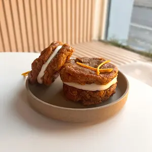 Sandwich cookies med appelsinkrem