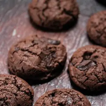 GlutenFree Double Chocolate Chip Cookie