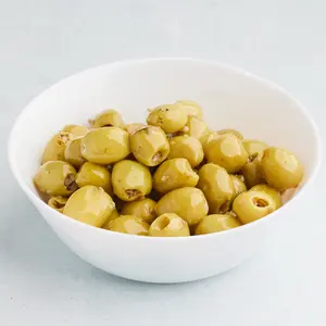 Grønne Oliven hvitløksmarinerte